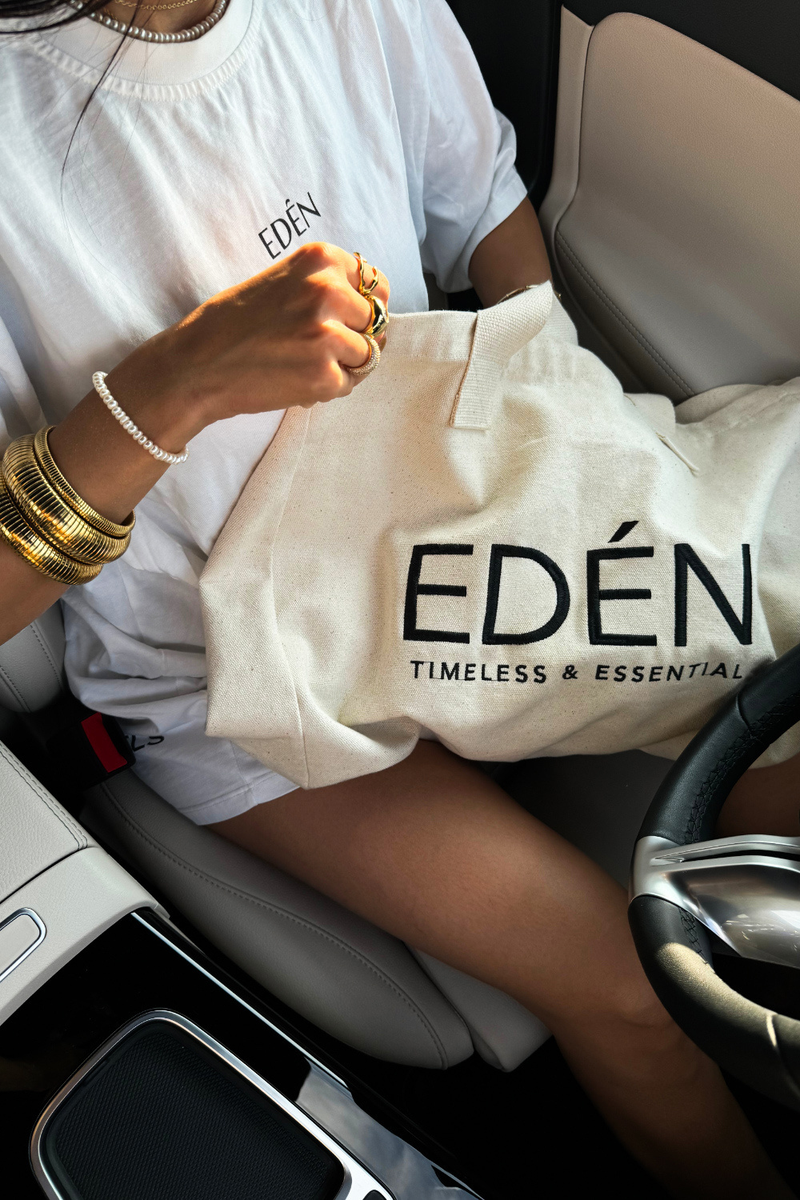 TIMELESS & ESSENTIAL TOTE BAG