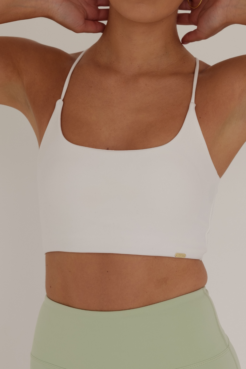 STRAPPY RACERBACK SPORTS BRA