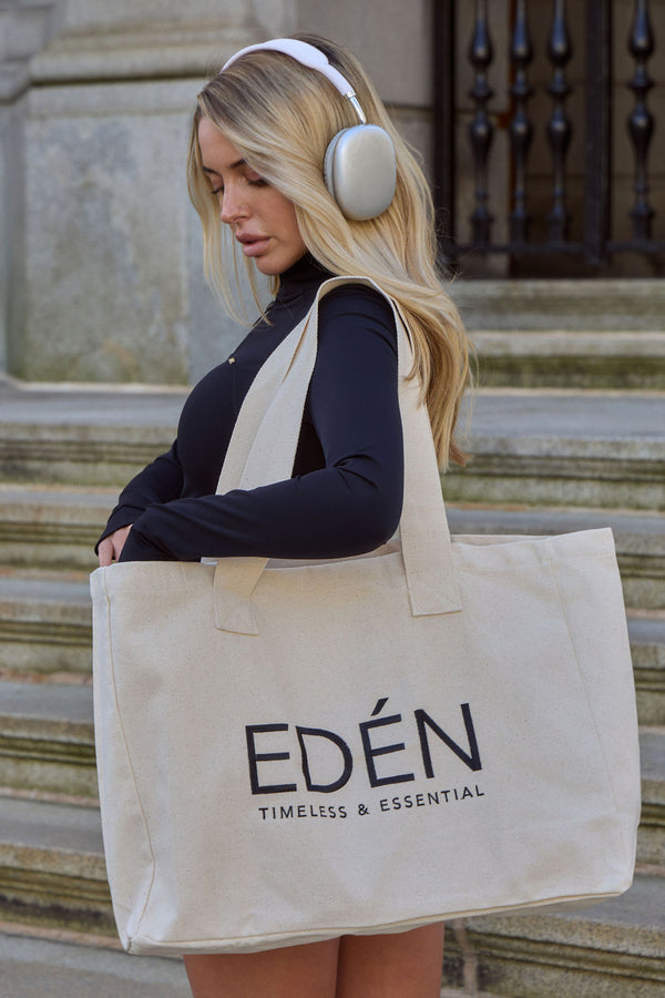 TIMELESS & ESSENTIAL TOTE BAG
