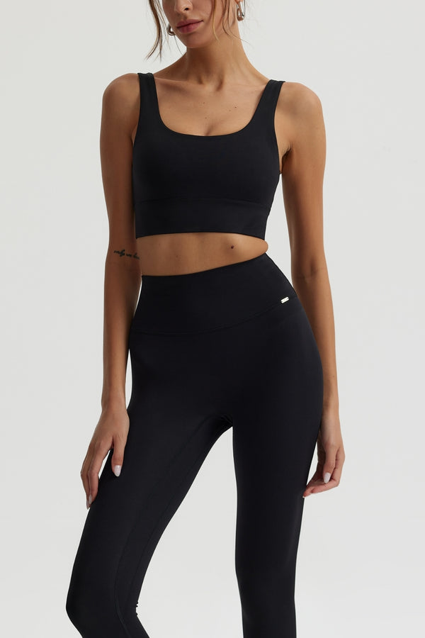 ATHLETIC PERFORMANCE TOP